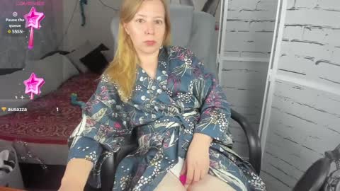 funny_bunny4 online show from 01-01-25, 06:59