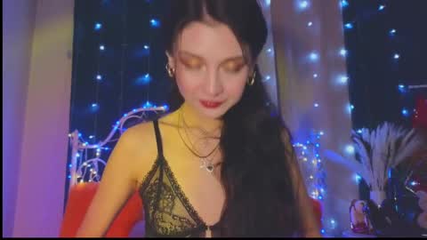 Tiffany online show from 03-05-25, 12:05