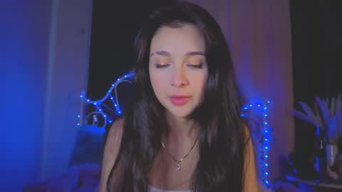 Tiffany online show from 09-21-25, 03:08