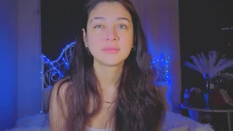 Snapshot of funny_whotsss chatting on 11-19-25, 02:33 Tiffany online show from 11-19-25, 02:33