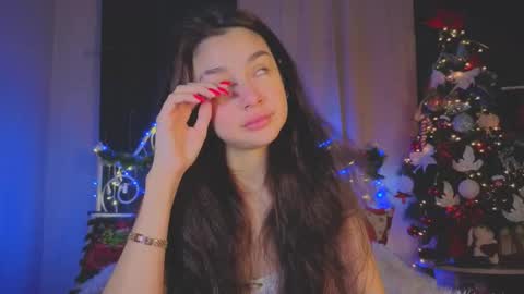 Tiffany online show from 12-22-25, 01:24