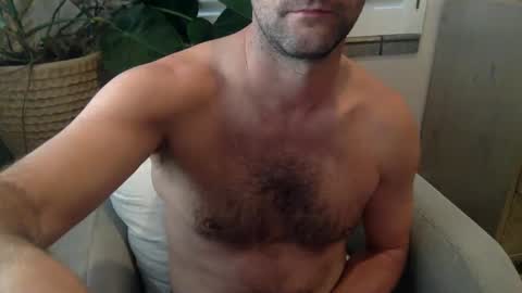 Snapshot of funtimes4us32 chatting on 12-12-24, 07:59 Funtimes4us32 online show from 12-12-24, 07:59