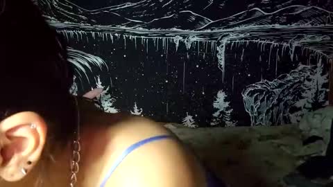 Snapshot of futuresizequeen chatting on 12-02-25, 02:28 futuresizequeen online show from 12-02-25, 02:28