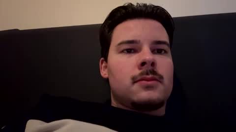 Snapshot of futurnoize2 chatting on 12-14-25, 01:27 futurnoize2 online show from 12-14-25, 01:27