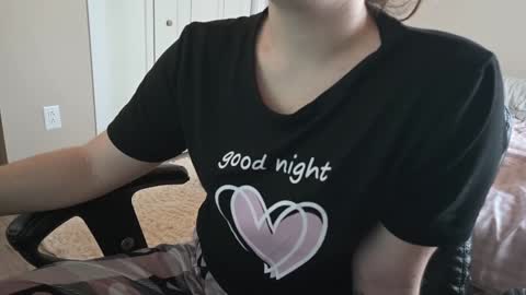 fuxkme_jen online show from 01-15-25, 07:44