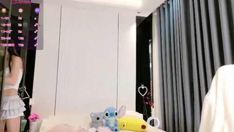 Fuyomi online show from 07-27-26, 04:19