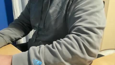 fuzitzu2 online show from 02-06-25, 07:40