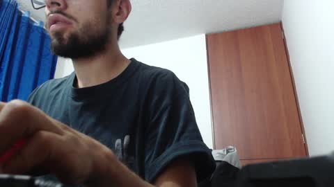 Snapshot of fvckhorneyguy chatting on 12-03-24, 06:37 andrew online show from 12-03-24, 06:37