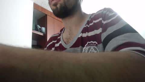 Snapshot of fvckhorneyguy chatting on 02-05-25, 04:06 andrew online show from 02-05-25, 04:06