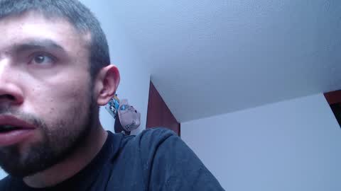 Snapshot of fvckhorneyguy chatting on 02-08-25, 04:57 andrew online show from 02-08-25, 04:57