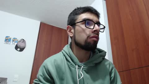 Snapshot of fvckhorneyguy chatting on 02-21-25, 12:27 andrew online show from 02-21-25, 12:27