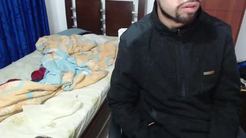 Snapshot of fvckhorneyguy chatting on 03-08-25, 01:06 andrew online show from 03-08-25, 01:06