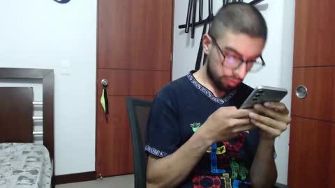 Snapshot of fvckhorneyguy chatting on 03-11-25, 11:48 andrew online show from 03-11-25, 11:48