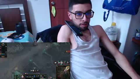 Snapshot of fvckhorneyguy chatting on 10-07-25, 08:50 andrew online show from 10-07-25, 08:50