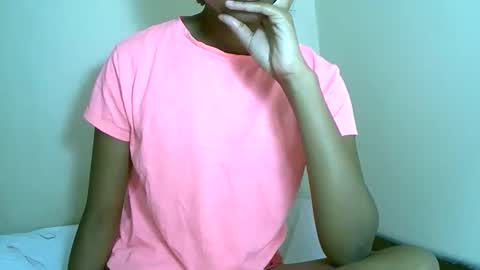 Snapshot of fyah1027 chatting on 10-23-25, 08:35 fyah1027 online show from 10-23-25, 08:35