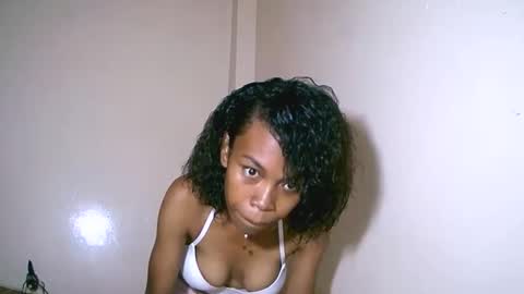 Snapshot of fyah1027 chatting on 11-18-25, 08:52 fyah1027 online show from 11-18-25, 08:52