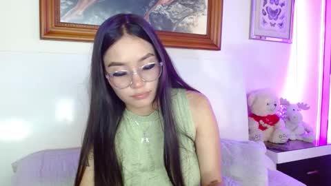 Snapshot of fysste_ chatting on 12-28-24, 07:22 Victoria online show from 12-28-24, 07:22