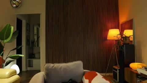 G online show from 09-15-25, 05:13