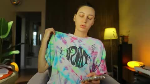 G online show from 09-25-25, 03:27