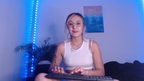 Gabriela online show from 01-15-25, 12:30