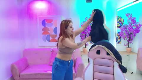 gabby_evanns online show from 12-19-25, 12:01