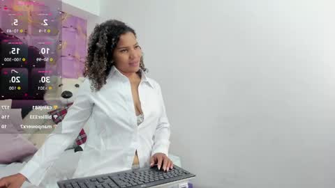 Gaby Fox online show from 05-16-26, 01:02
