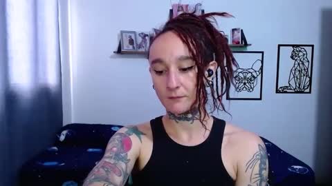 gabby_moon09 online show from 10-11-25, 02:59