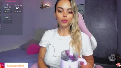Snapshot of gabby_prieto chatting on 04-10-26, 02:06 Gaby online show from 04-10-26, 02:06