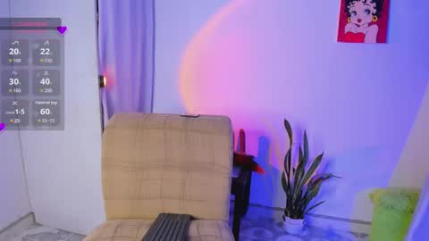 Snapshot of gabbymorgan chatting on 09-12-25, 01:06 GABY online show from 09-12-25, 01:06