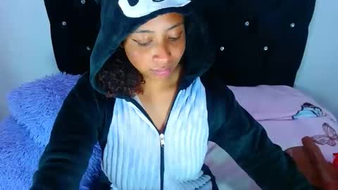 gabi_jhons_23 online show from 12-14-25, 08:30