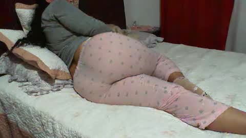 gaby  layla online show from 09-18-25, 11:07