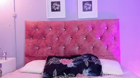 GABRIELA  online show from 04-06-26, 04:46