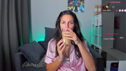 The next stream in car 1 december 10pm time in France online show from 10-15-25, 07:30