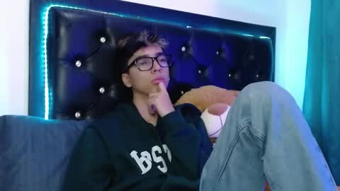 gabriel_x18 online show from 02-15-26, 08:02