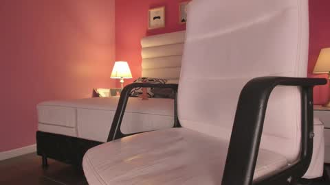 Gabriela salgado online show from 02-12-25, 01:59