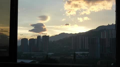 Gabriela salgado online show from 04-30-26, 10:54