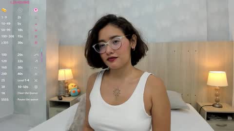 Snapshot of gabriela_vargas chatting on 10-10-25, 03:49 Gabriela Vargas online show from 10-10-25, 03:49