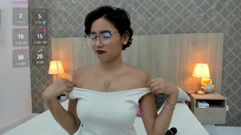 Gabriela Vargas online show from 04-26-26, 08:06