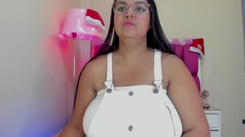 Gaby Im on vacation see you on November 25 online show from 01-04-25, 02:56