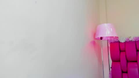 Gaby Im on vacation see you on November 25 online show from 02-01-25, 05:58