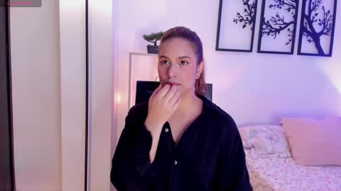 Gabriella online show from 01-21-25, 09:57