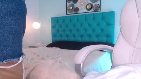 Snapshot of gabriella_gh chatting on 12-13-24, 11:06 GABY online show from 12-13-24, 11:06