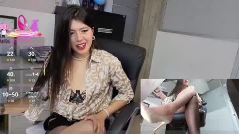 Snapshot of gabriella_gh chatting on 10-16-25, 08:43 GABY online show from 10-16-25, 08:43