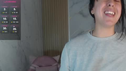 Gabriella online show from 04-23-26, 01:51