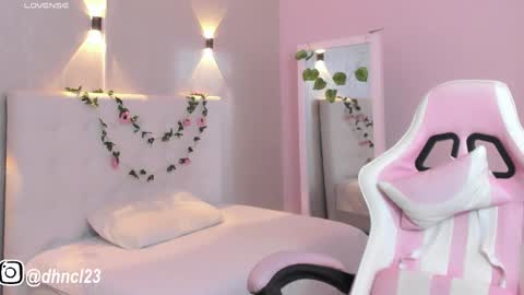 Snapshot of gabriellahoney18 chatting on 03-11-25, 10:09 Gabriella online show from 03-11-25, 10:09