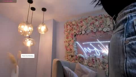 Gabriella Lee online show from 04-28-26, 03:22