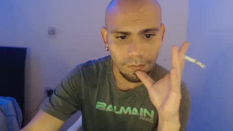 Snapshot of gabrielle_ramirez chatting on 01-07-25, 09:03 Gabriel online show from 01-07-25, 09:03