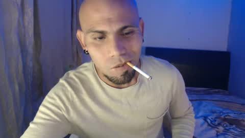 Snapshot of gabrielle_ramirez chatting on 01-25-25, 10:28 Gabriel online show from 01-25-25, 10:28