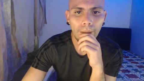 Snapshot of gabrielle_ramirez chatting on 02-12-25, 09:43 Gabriel online show from 02-12-25, 09:43