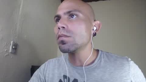 Gabriel online show from 04-17-26, 05:21